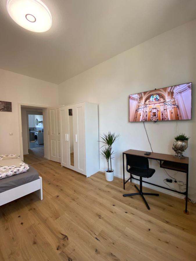 Pnt Home-Stilvolles Apartment Coblenza Exterior foto